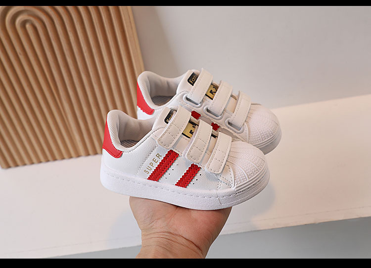 Kinder Shell Kopfteil 2024 Frühjahr Neue Atmungsaktive Mädchen Kleine Weiße Jungen und Babys Anti-slip Casual Schuhe_voghion.com