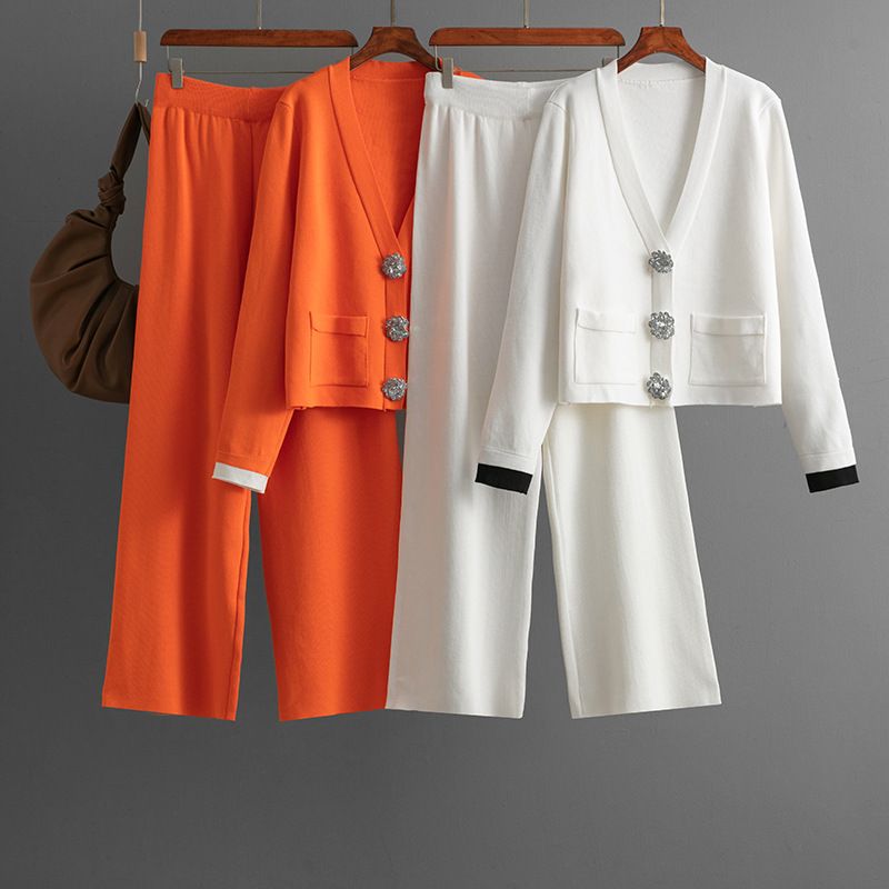 Set van chique gebreide cardigan en wijde broek voor dames – elegante kantoor- en casualoutfit, zachte katoenmix, knoopdetail, pure kleur_voghion.com