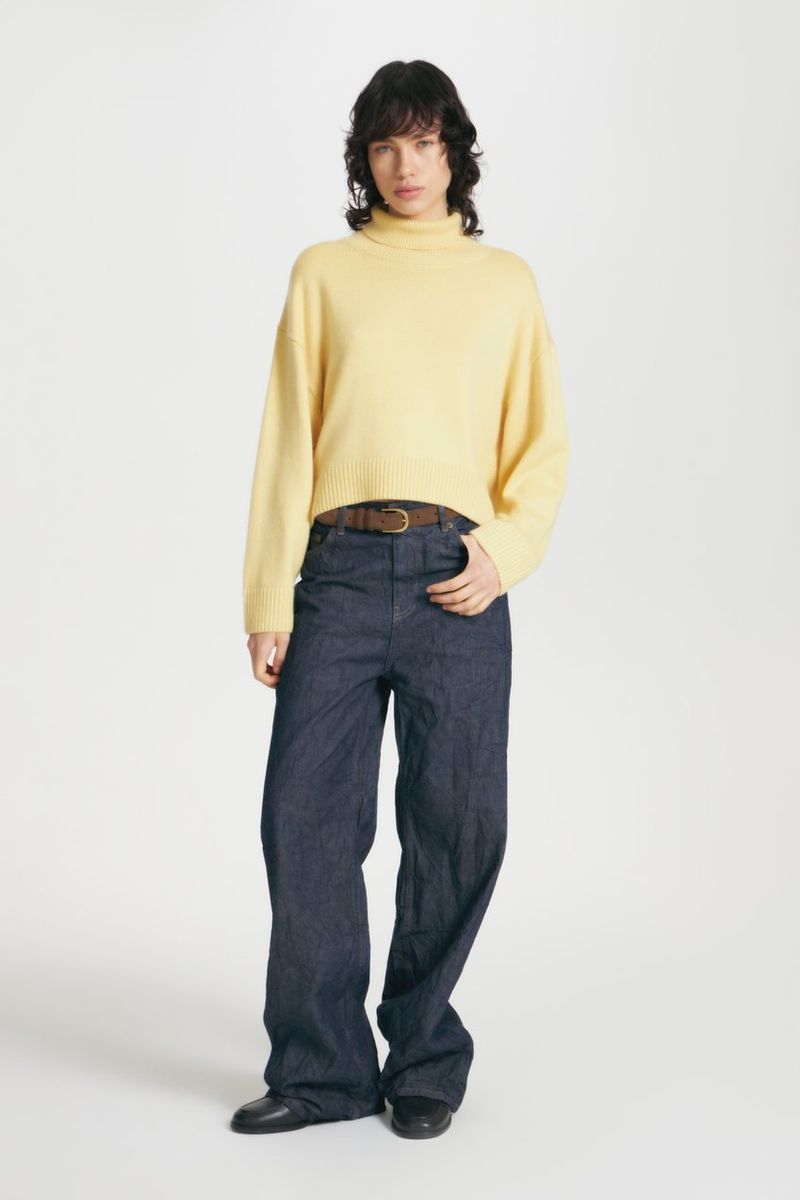 Gemütlicher, übergroßer Strickpullover mit hohem Halsausschnitt für Damen – weiche Viskosemischung, lässiger, lockerer Schnitt, kurzer Cropped-Stil (Pink, Zitronengelb, Kaffee)_voghion.com