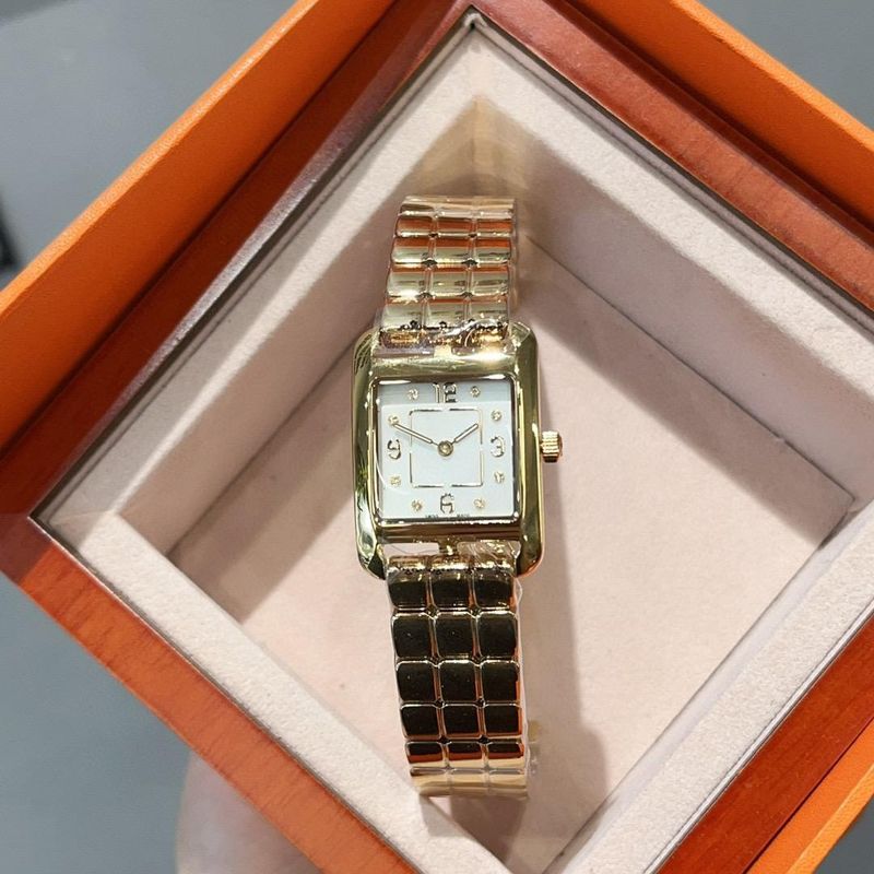 Love Home Square Fashion Quartz Steel Band Classic H Series Small Women's Watch One Piece New Free Shipping_voghion.com