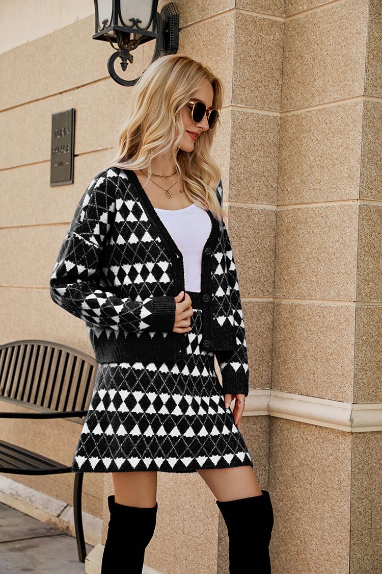 Conjunto de duas peças de malha com decote em V e saia suéter conjunto losango pequeno estilo perfumado cardigan de malha_voghion.com