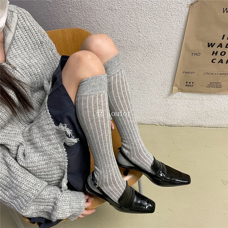 Calzini bianchi e neri, calzini lunghi, calzini di cotone, calzini a tubo medio, calzini alti fino al ginocchio, calzini alla moda_voghion.com