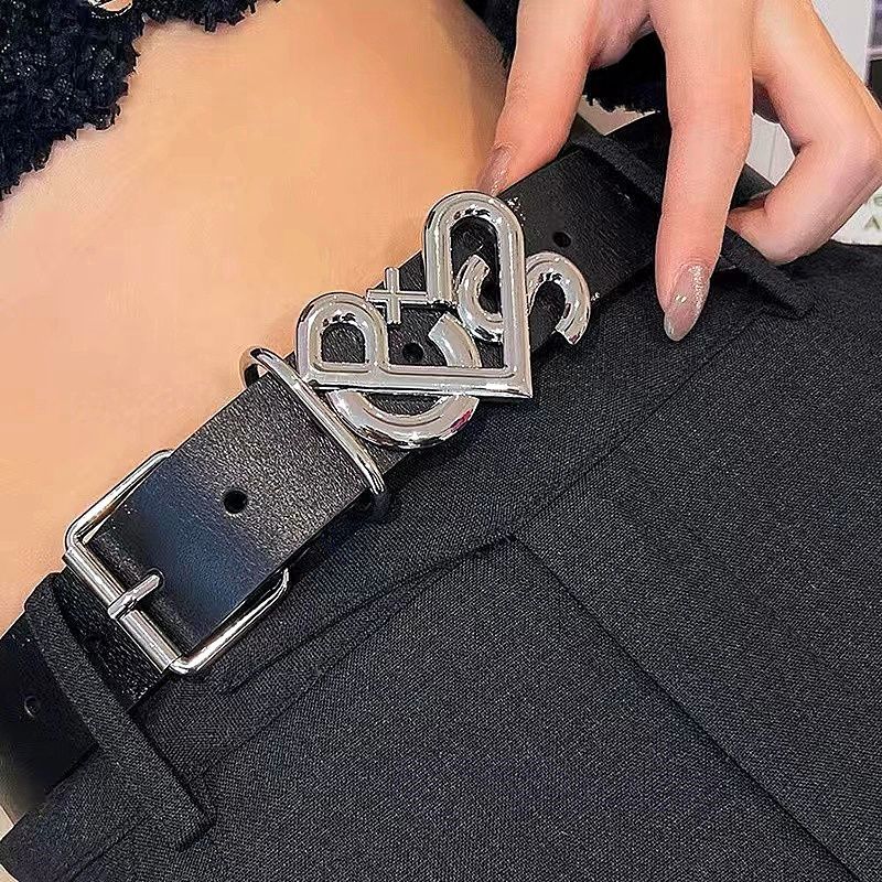 Primavera/Estate Nuova Lettera d'Amore Fibbia a Croce Cintura in Pelle Piccola e Popolare Accessori Moda alla Moda Instagram da Donna_voghion.com