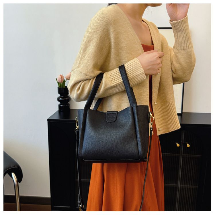 Autumn high-end texture niche design small for women's new trendy fashion single shoulder hand-held crossbody bucket bag_voghion.com