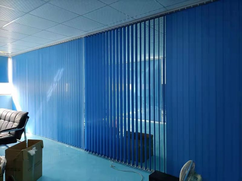 Tende verticali in legno con stecche in tessuto denso - Divisorio classico in stile cinese per soggiorno, filtraggio della luce e protezione della privacy_voghion.com