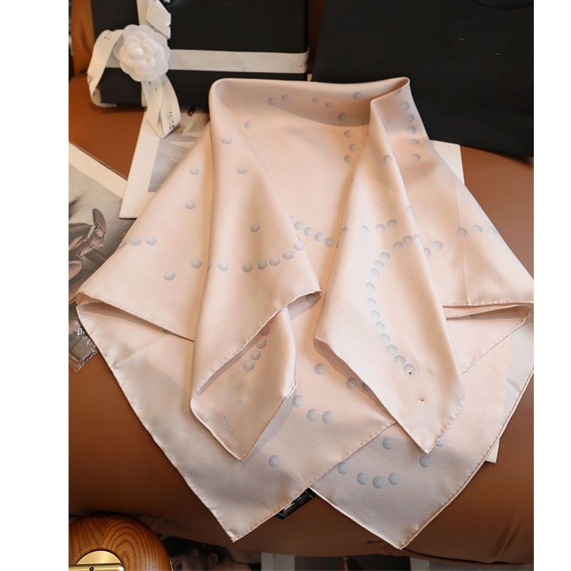 90 Square Women's Mom's Holiday Gift Silk Spring Summer Style Neck Scarf Headscarf_voghion.com