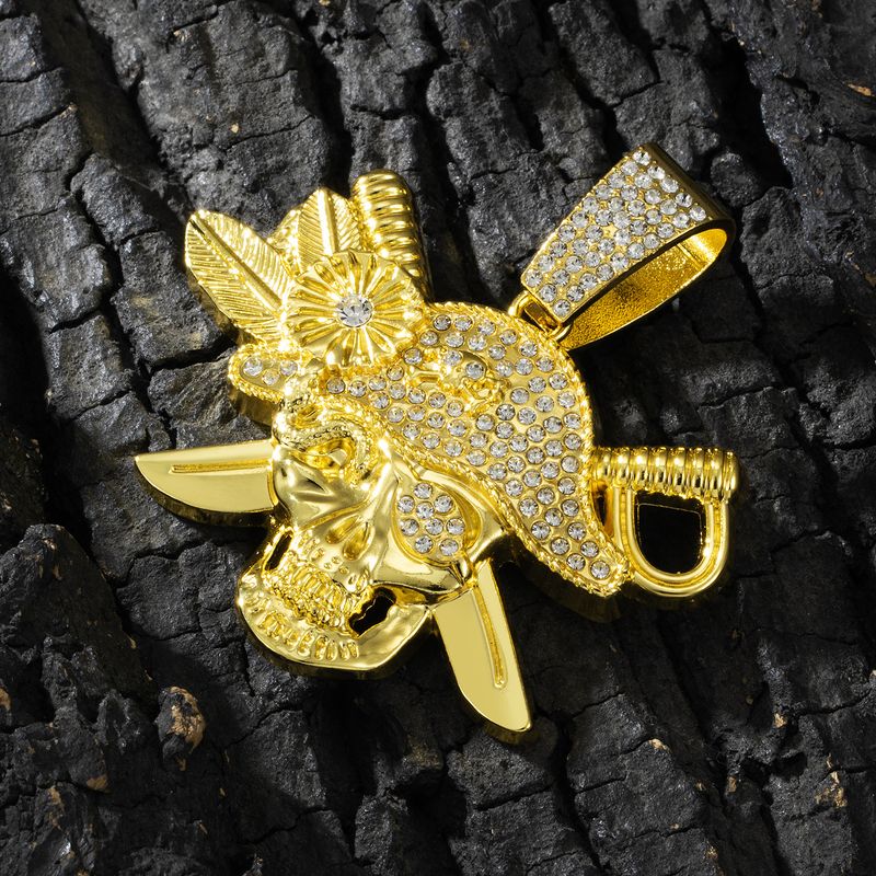 European And American Hip Hop Pirate Skull Necklace Cross Border Hot Sale Diamond Cuban Chain Source Wholesale_voghion.com