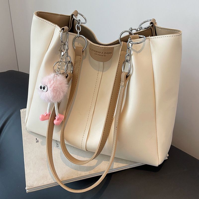 Class For Women Large Capacity 2024 New Summer Versatile Shoulder College Student Commuter Tote Bag_voghion.com