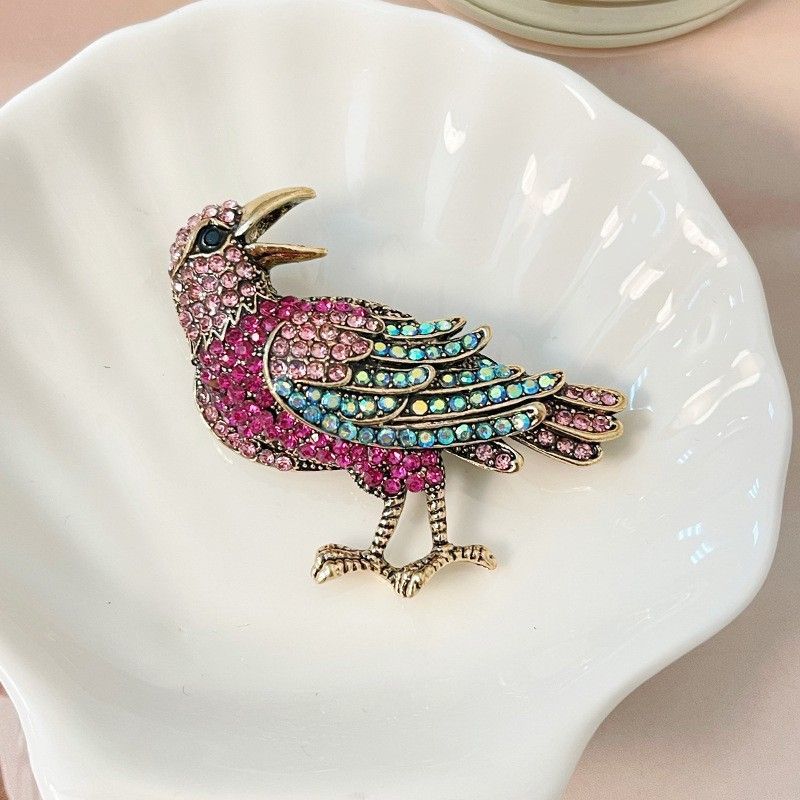 Yangqi Nuovo stile cinese pieno di diamanti spilla colorata in lega a forma di uccello spilla cappotto cardigan accessori_voghion.com