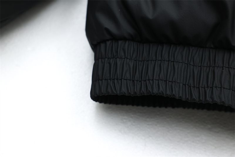 Chaqueta de algodón con capucha y cuello de piel bordada con letras góticas para hombre, moderna chaqueta de invierno gruesa con cuello alto desmontable_voghion.com