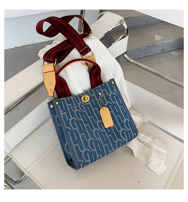 Autumn and winter new printed letters for women Tote Kor home large capacity shopping bag shoulder crossbody bag_voghion.com