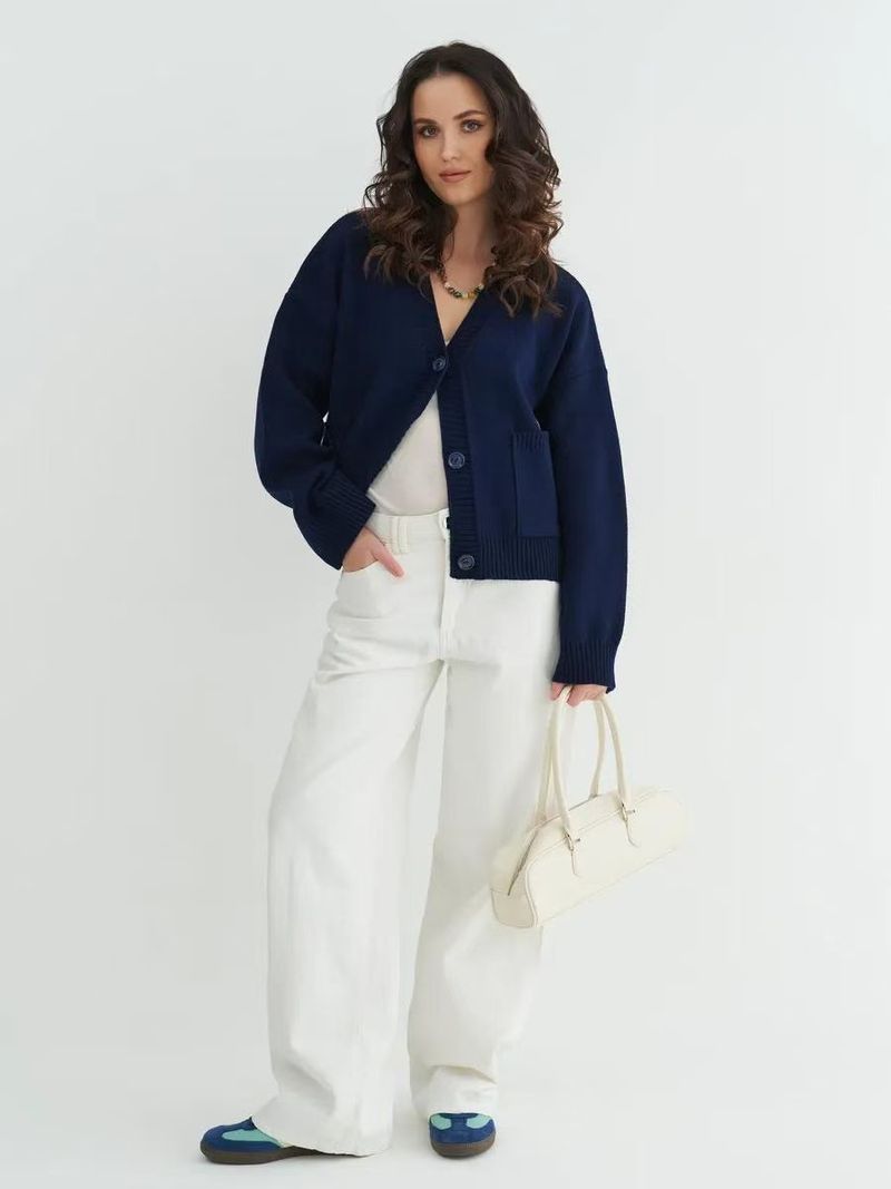 Cardigan en tricot à col en V et poches pour femme - Pull oversize doux et confortable pour l'automne et l'hiver, élégant, coupe ample, décontracté, manches longues, ouvert sur le devant_voghion.com