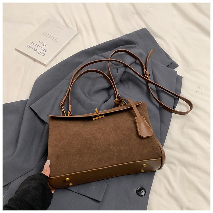 Hochwertige Tragetasche mit großem Fassungsvermögen für Damen 2024, matt, trendig, Rodeo, Umhängetasche für den Weg zur Arbeit_voghion.com