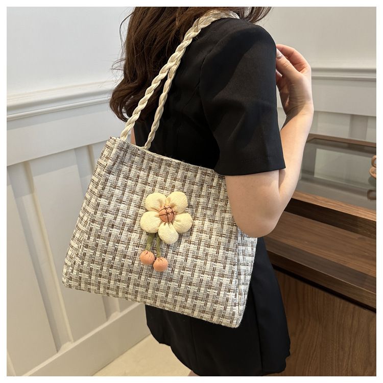 Printemps/été nouveau sac pour femme sac tissé en paille sac fourre-tout minimaliste de grande capacité bord de mer loisirs vacances sac tissé boucle magnétique pour la plage d'été_voghion.com