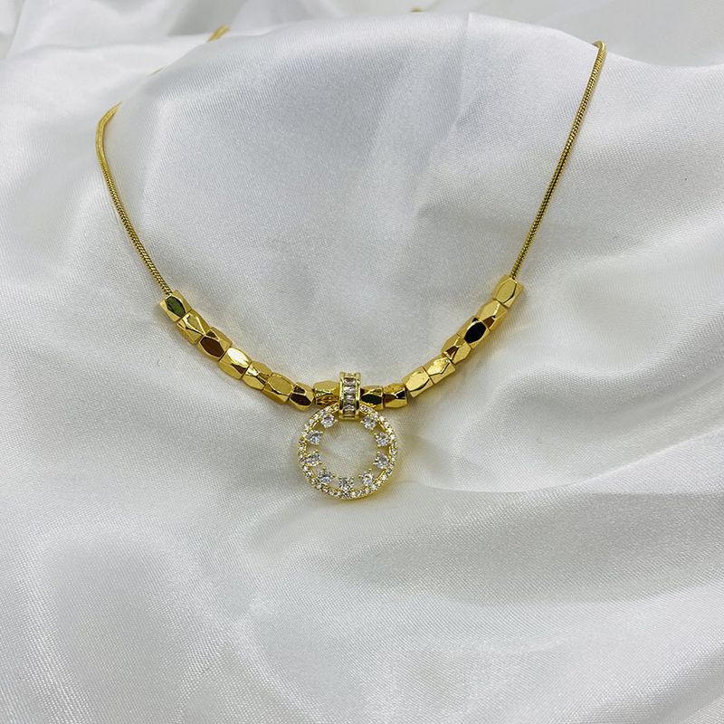 2020 Japanese And Korean New Micro Set Zircon Necklace With Collar Chain Goddess Summer Neckchain Circle Pendant_voghion.com