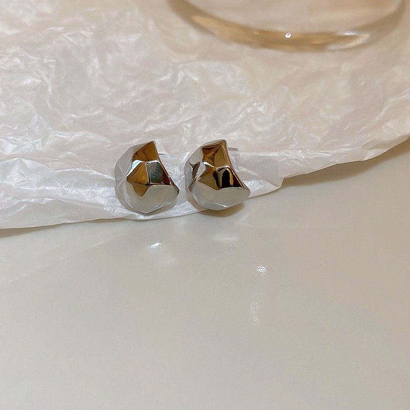 Real Gold Plated Silver Needle Simple Ins Style Minimalist Niche High-end Feel Commuting Versatile Fashion Earrings_voghion.com