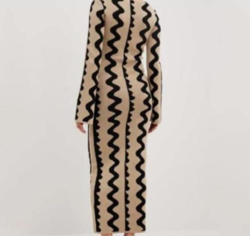 Damenbekleidung vertikal gestreifter langer Rock Wellenmuster schlanke Mode gestricktes Wollkleid_voghion.com