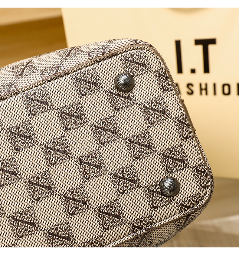 Women's Bags 2024 New Large-capacity Bucket Bag Fashion Popular Handheld Shoulder Bag Versatile Texture Diagonal Cross Bag Tide_voghion.com