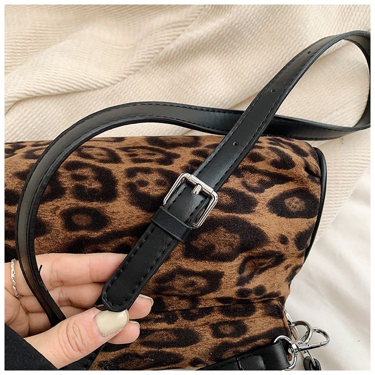 Advanced leopard print for women 2024 new Korean version French fashion small square trendy sinle shoulder crossbody_voghion.com