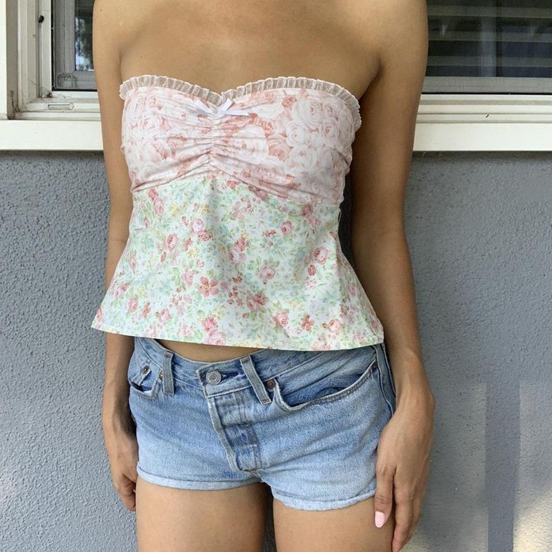 2023 Summer New Lace Casual, Comfortable, Sexy, Versatile Strapless Short Style_voghion.com