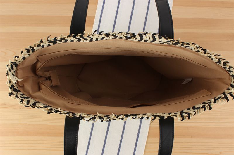 Borse da donna One Piece Drop Shipping Nuova borsa intrecciata in corda di paglia bicolore Borsa a tracolla alla moda per pendolari di grande capacità Borsa a secchiello con cestino di verdure_voghion.com