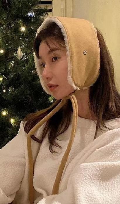 Warm Suede Women's Ear Muffs For Cold Weather Protection 2025 New_voghion.com