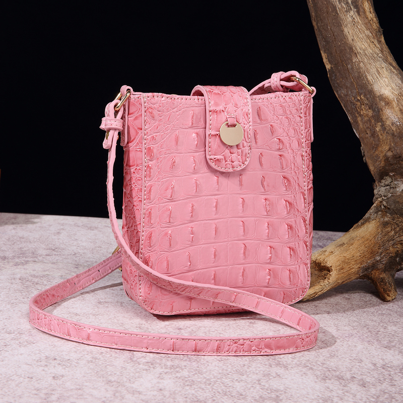 retro slung mobile phone clutch wallet Brahman crocodile pattern for cross-border independent station_voghion.com