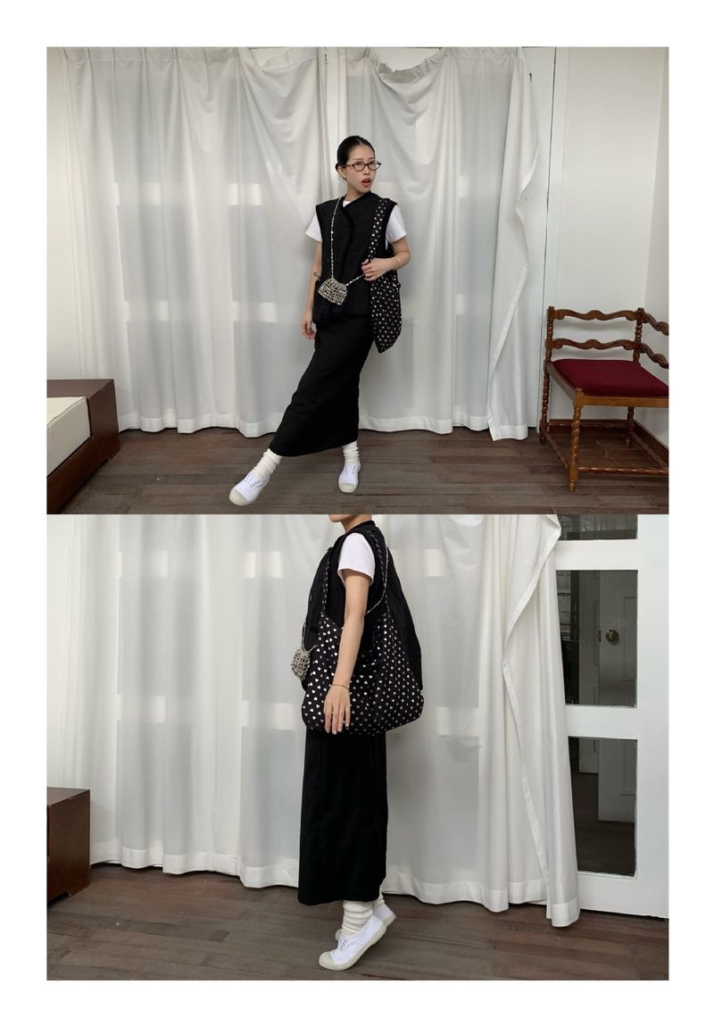 Perles tissées à la main en argent métallisé, modèle Hottie avec sac à bandoulière compact_voghion.com