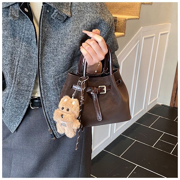 Handbag For Women 2025 New Autumn Winter Niche Super Popular Exquisite Vintage Single Shoulder Versatile Crossbody_voghion.com