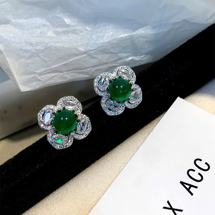 Schmuck Smaragd Frauen reine Silber Nadel Ei Gesicht Jade Blume Nische High-End-vierblättriges Kleeblatt Ohrringe, chinesischen Stil_voghion.com
