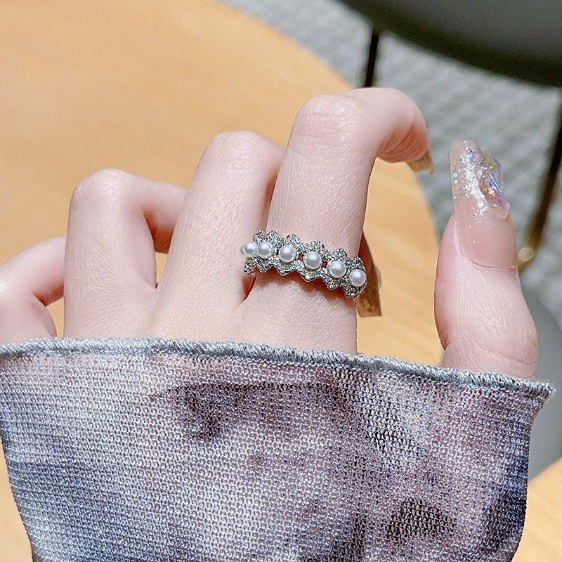 Super cooler und personalisierter Internet-Promi-Stil, leichter Luxus-Ring mit Diamantbesatz aus der Zirkon-Serie, Nischendesign,_voghion.com