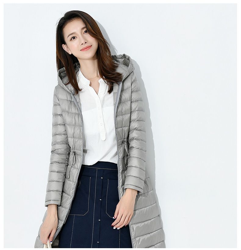 Women's Lightweight Long Down Coat With Hood & Drawstring – Slim Fit Knee-Length Jacket (Black/Burgundy, L-XXL) – 90% White Duck Down_voghion.com