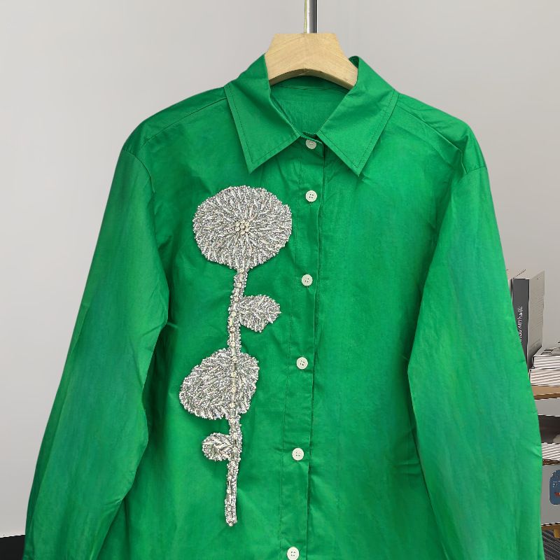 Luxuriöse Langarmbluse mit Perlenbesatz – Elegantes Hemd mit floralen Rautenknöpfen für Damen (Weiß/Schwarz/Grün, S/M/L)_voghion.com