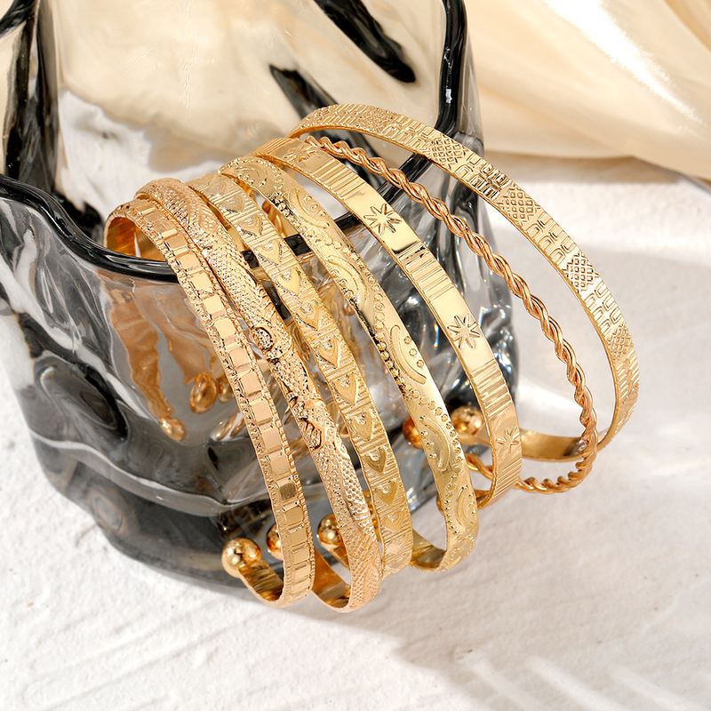 Bracciale da donna etnico vintage bohémien per vacanze al mare, con motivo a rombo e freccia, personalità esagerata, esagramma, apertura a torsione, set da 7 pezzi_voghion.com