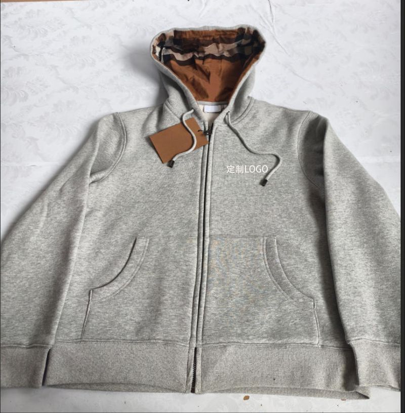 Felpa con cappuccio e cerniera in stile britannico – Giacca cardigan oversize unisex con logo (nero e grigio)_voghion.com