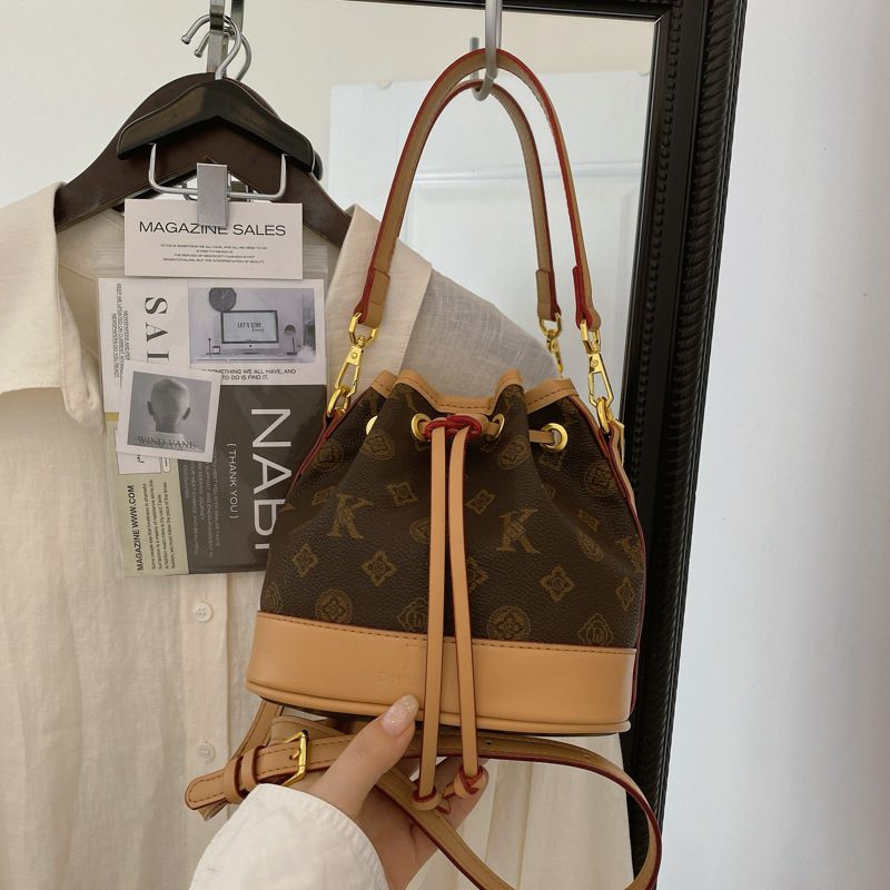 Borsa a secchiello con coulisse leggera e di lusso, alla moda, per donna, tracolla alla moda, stile classico_voghion.com