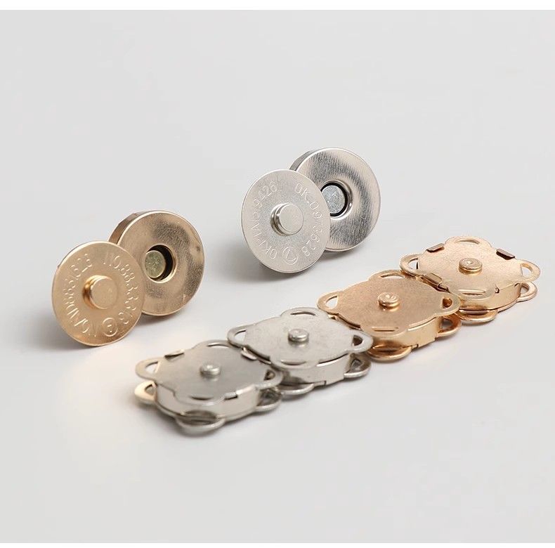 Koerierstas Magnetische gesp Accessoires Geen naaimagneet Klikgesp Sterke zuigkracht Magnetische gesp Onzichtbare gesp Drukgesp_voghion.com
