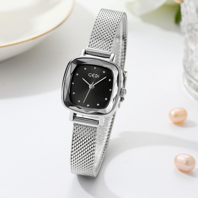 GEDI Nische Internet Promi Fashion Square Kleines Zifferblatt Student Temperament Einfache Damen Ins Style Quarzuhr_voghion.com