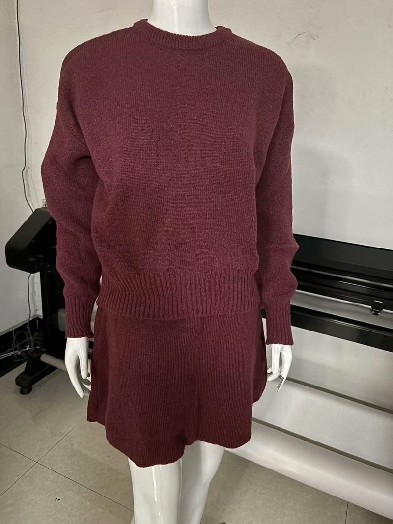 Completo autunnale casual con maglione e gonna in maglia per donna - Minigonna a trapezio in tinta unita e top a maniche lunghe (XS-XXXL)_voghion.com