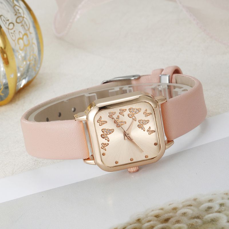 Set di gioielli e orologio da donna vintage a forma di farfalla - Orologio al quarzo con quadrante quadrato, cinturino in pelle e bracciale in perle_voghion.com