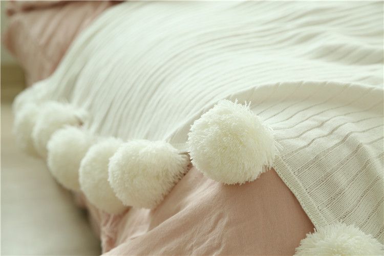 Lätt lyxig nordisk enkel helbomull svart tylbollfilt hotell hemvistelse sovrum ullfilt sängöverkast_voghion.com