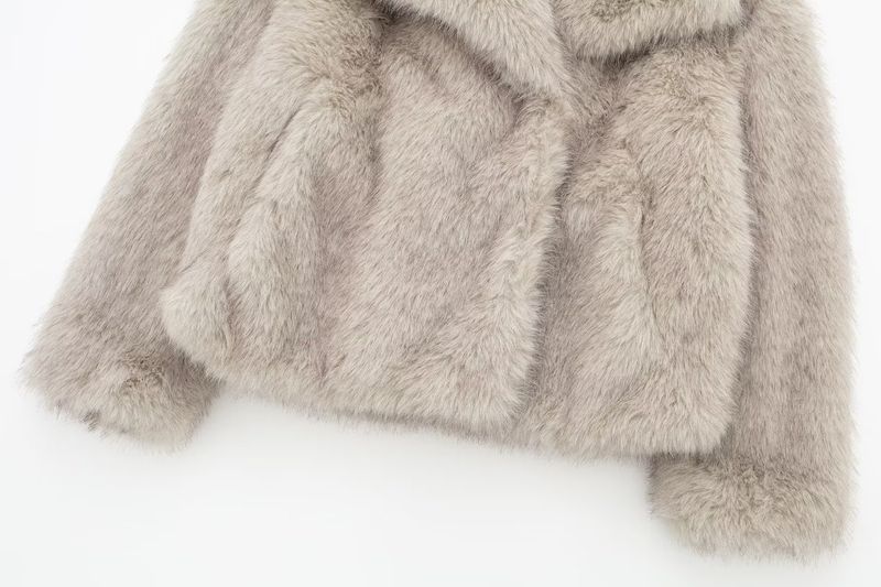Damenbekleidung Großes Revers Kunstpelz Neue Mode Flauschiger Plüsch Kurzer Stilvoller Süßer Würziger Damenmantel_voghion.com
