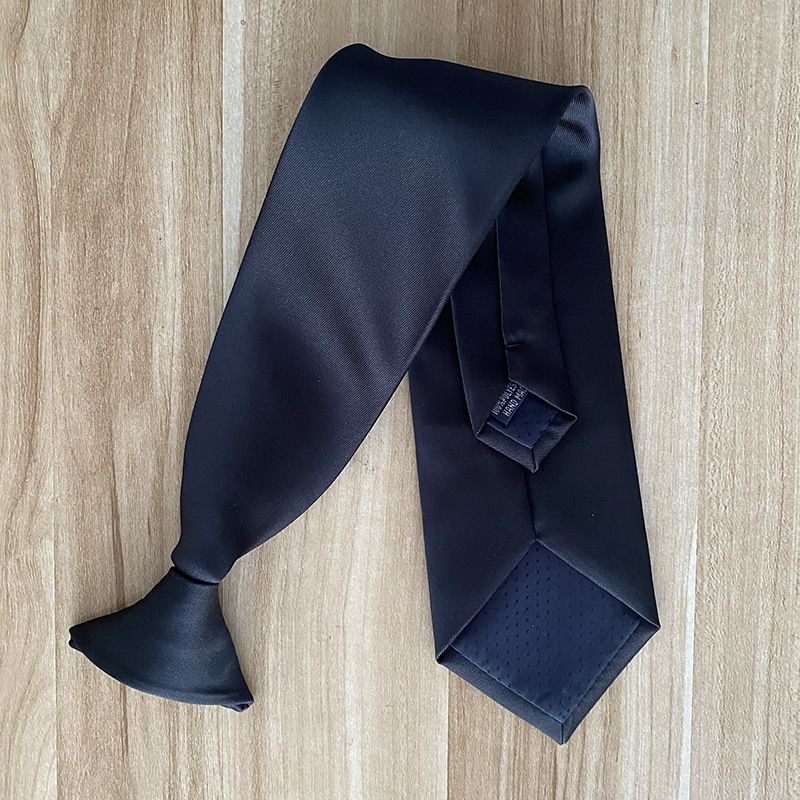 Camicia versatile da uomo in poliestere nero con fibbia e cravatta comoda_voghion.com