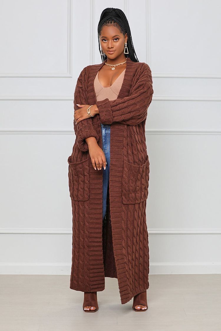 Damenbekleidung Locker gestrickte Strickjacke, gemütliche, übergroße Strickjacke mit Taschen, langer Zopfmuster-Pullovermantel, lockerer Boho-Chic, offene Vorderseite_voghion.com