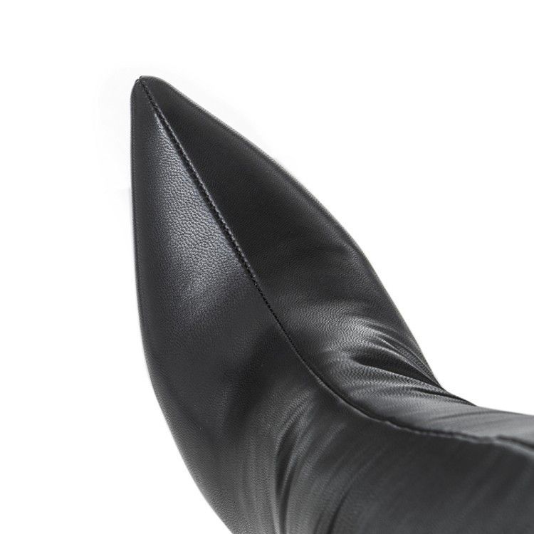 Geeignet für alle Jahreszeiten. Modische Overknee-Stiefel aus glänzendem Leder mit spitzer Zehenpartie und Reißverschluss auf der Rückseite, Stiletto-Absatz und schmalem Bein, Größe 42_voghion.com