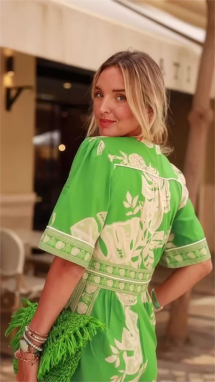 Damenbekleidung New Fashion Printed Jumpsuit V-Ausschnitt Kurzarm_voghion.com