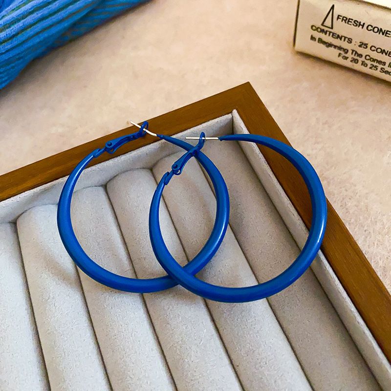 Silver Needle Klein Blue Simple Round Hoop For Women, Elegant Fashionable Personality Earrings With A Sense Of Luxury_voghion.com