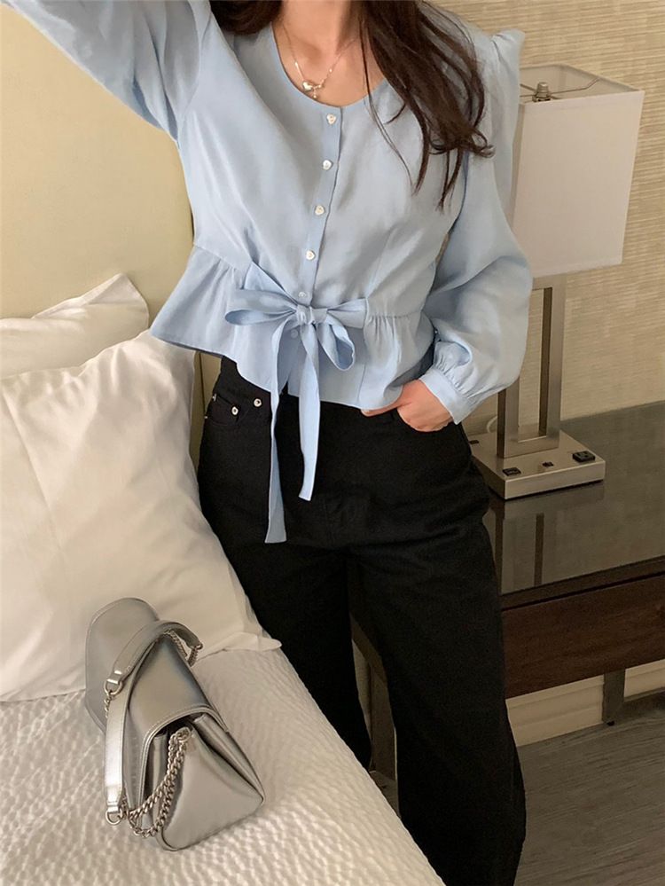 Korean chic 2024 spring/summer new design sense round neck bow tie waist cinching short long sleeved shirt on top_voghion.com