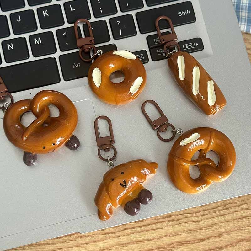 Gelukkig in fermentatie! Imitatie alkalisch waterbrood croissant sleutelhanger leuke studenten niche tas hanger klein cadeau_voghion.com