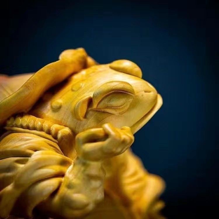 Thuja Golden Toad Immortal Wealth-Attracting Good Luck Hand-Carved Handheld Ornament Creative Carving Blessing Frog_voghion.com